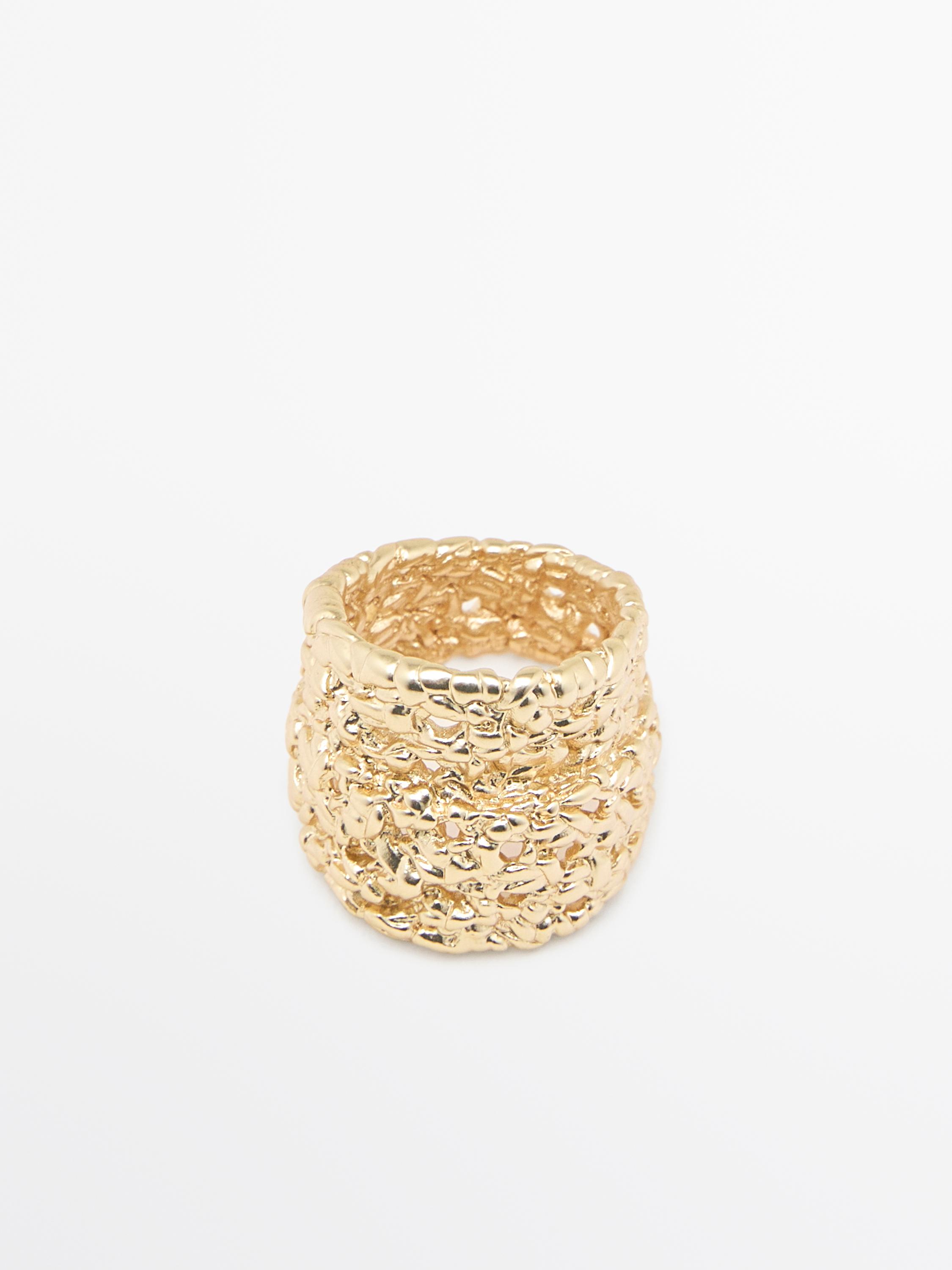 Braided textured ring